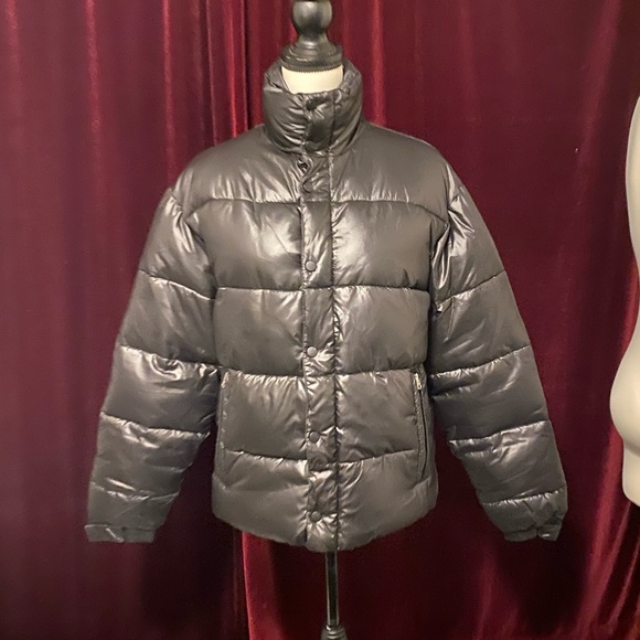 Old Navy puffer jacket - Picture 3 of 5